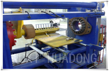 4KW Magnesium Alloy Otomatis Vertikal Continuous Casting Machine Tipe Screw Untuk Batang 250mm